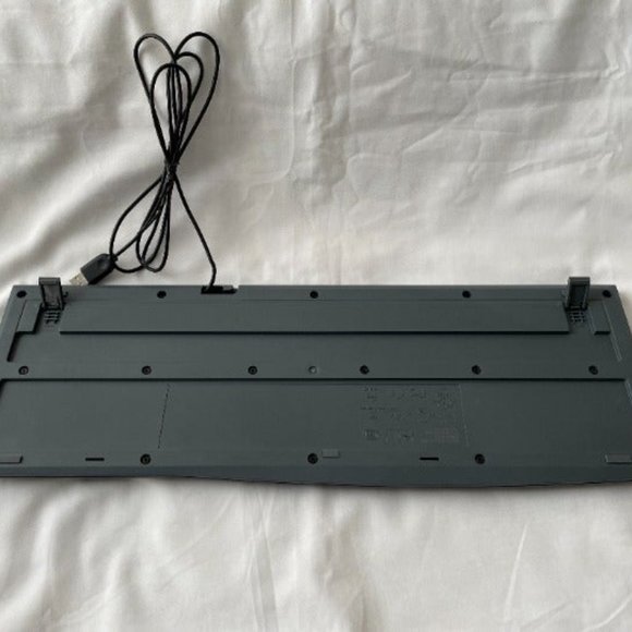 Logitech Keyboard Excellent condition - Picture 2 of 2